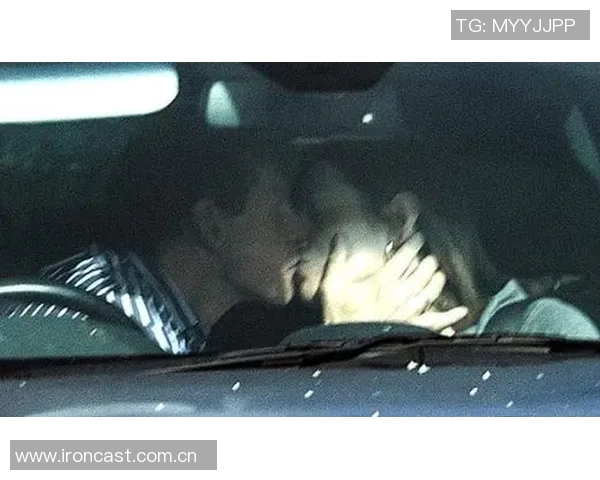 皮尔斯坦言第一次约会不亲吻女孩坚持原则展现绅士风度