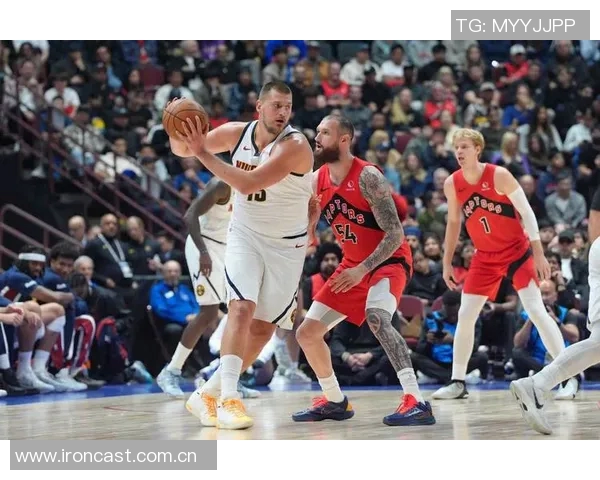 布劳恩神勇表现8投全中仅用22分钟砍下19分2板2助2断再创佳绩 布劳恩神勇表现8投全中仅用22分钟砍下19分2板2助2断再创佳绩