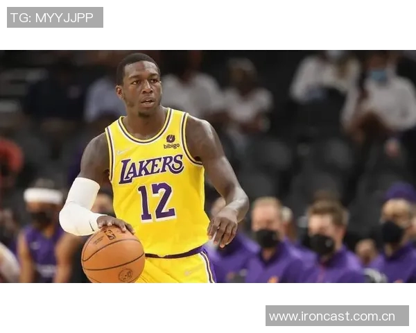 卢:比尔博格丹参与战术训练未参加5对5比赛的最新动态分析 卢:比尔博格丹参与战术训练未参加5对5比赛的最新动态分析