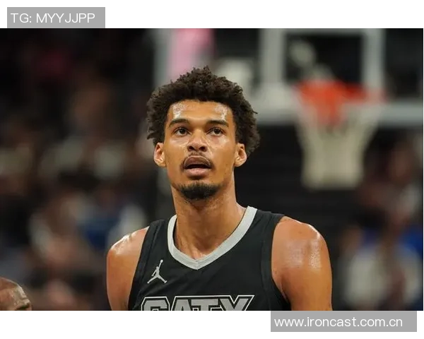 GM预测卢卡将获得10选票拉拉维亚称他配得上全力支持