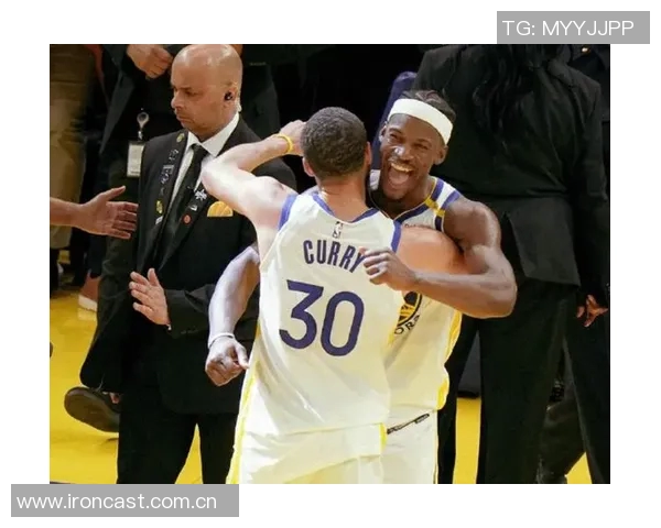 今晚巴特勒否认代替库里成为蝙蝠侠称绝对不是 今晚巴特勒否认代替库里成为蝙蝠侠称绝对不是