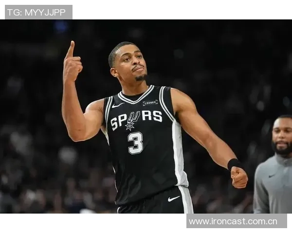 马刺明日对阵篮网福克斯索汉科内特等五名球员因伤缺阵 马刺明日对阵篮网福克斯索汉科内特等五名球员因伤缺阵