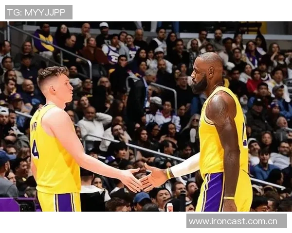 湖人队宣布召回克内克特与阿杜蒂耶罗加强阵容深度