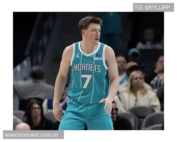 克尼佩尔称赞三球小桥无私打球共同合作让比赛更加轻松愉快