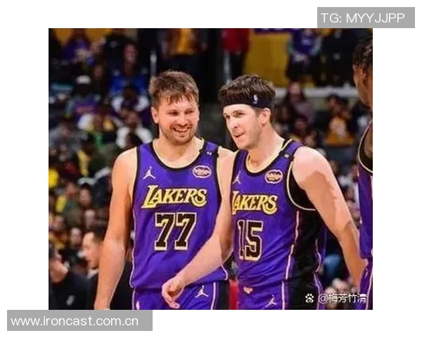 得州德比来袭马刺火箭同场竞技争夺胜利荣耀