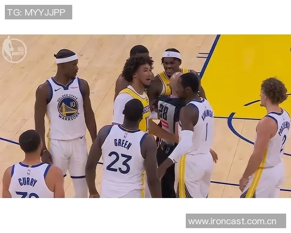 小凯文波特表现惨淡13投仅2中三分球全失仅得5分助攻7次却出现6次失误