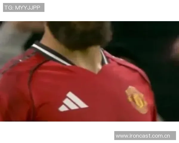 姆伯莫赞舍什科传球精彩海文与B费默契配合助力进球