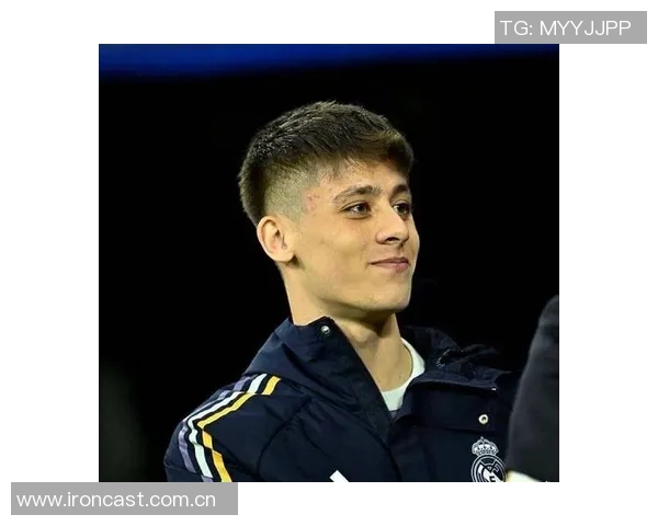 居勒尔分享姆巴佩入睡趣照其幽默回应哈萨克斯坦之行不易 居勒尔分享姆巴佩入睡趣照其幽默回应哈萨克斯坦之行不易